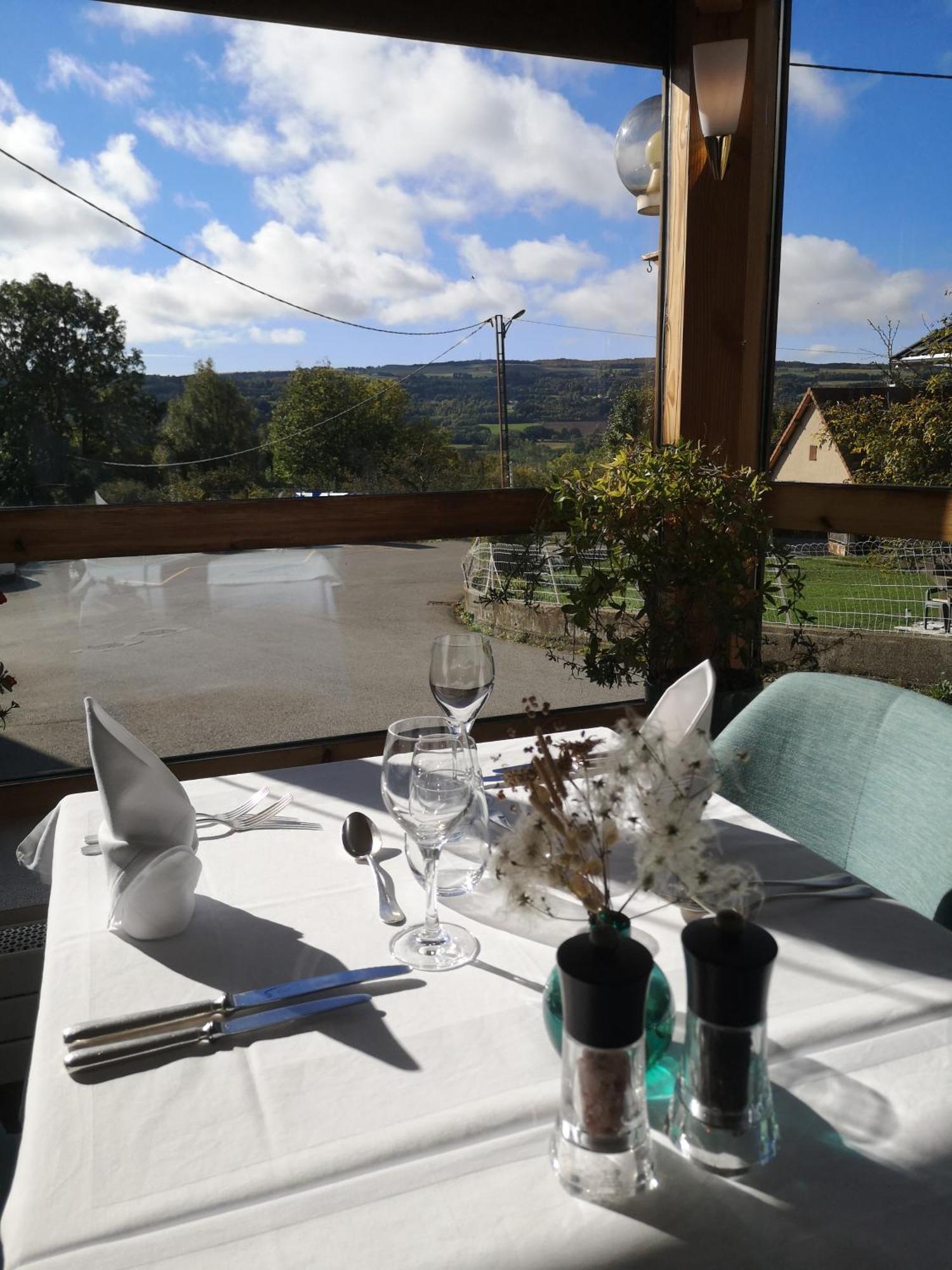 莱斯柴纳茨酒店 Saint-Julien-en-Champsaur 外观 照片
