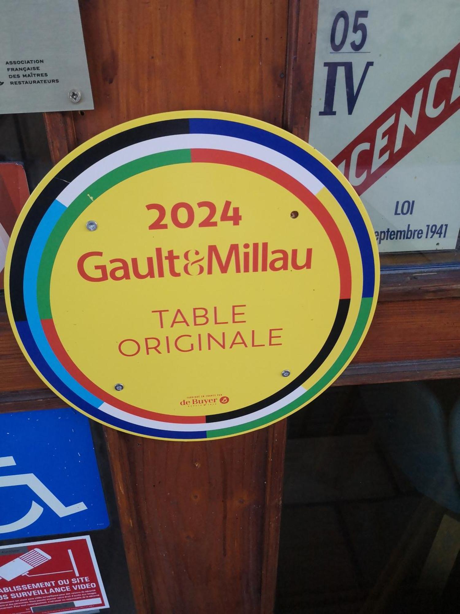 莱斯柴纳茨酒店 Saint-Julien-en-Champsaur 外观 照片