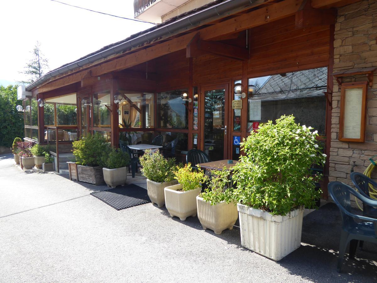 莱斯柴纳茨酒店 Saint-Julien-en-Champsaur 外观 照片